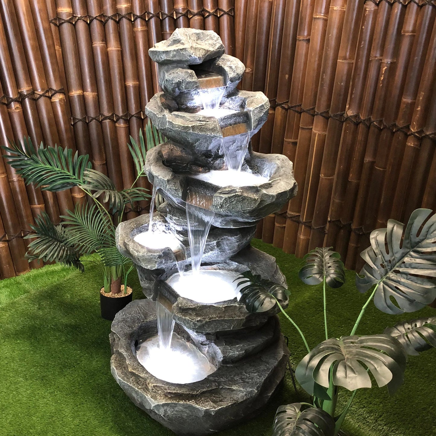 Cascading Natural Rock LED Lighting Water Feature
