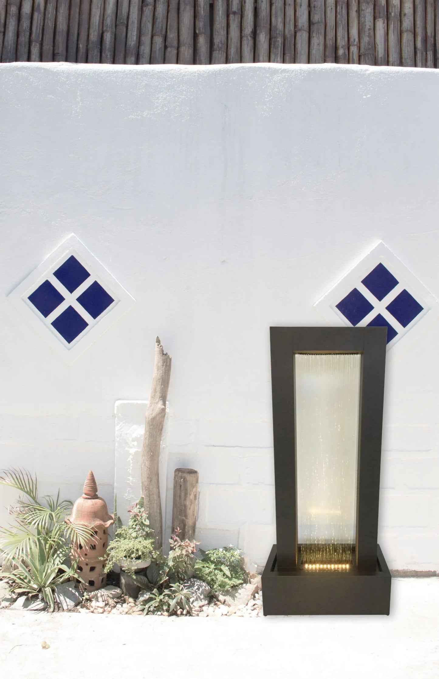 Modern Minimalist LED Lighting Water Feature